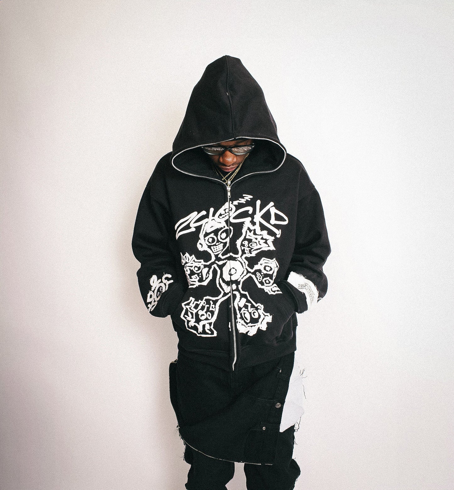 2CLOCKD "2FLY 4 U" CROPPED FULL ZIPUP HOODIE.