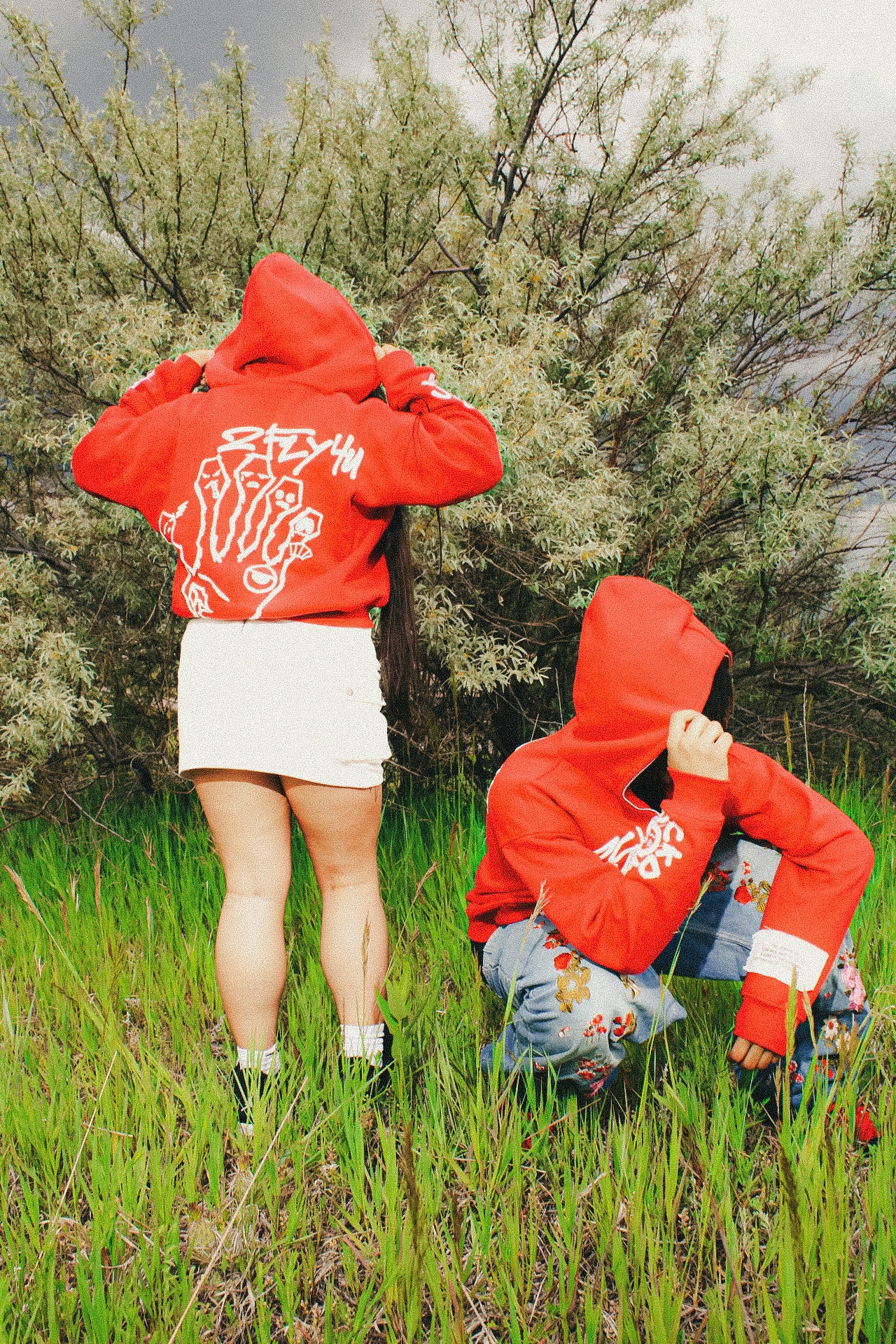 2CLOCKD "2FLY 4 U" CROPPED FULL ZIPUP HOODIE.