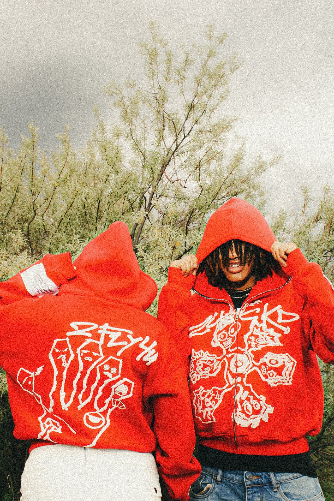 2CLOCKD "2FLY 4 U" CROPPED FULL ZIPUP HOODIE.