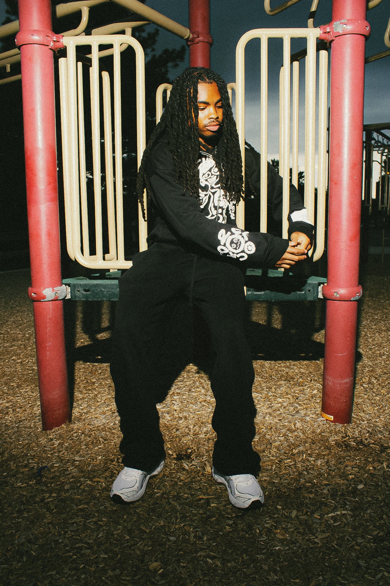 2CLOCKD "2FLY 4 U" CROPPED FULL ZIPUP HOODIE.